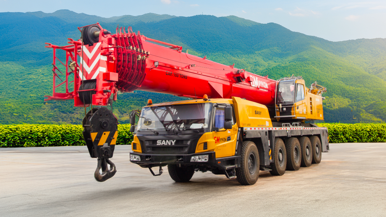 GRÚA MONTADA CAMIÓN 160 TON